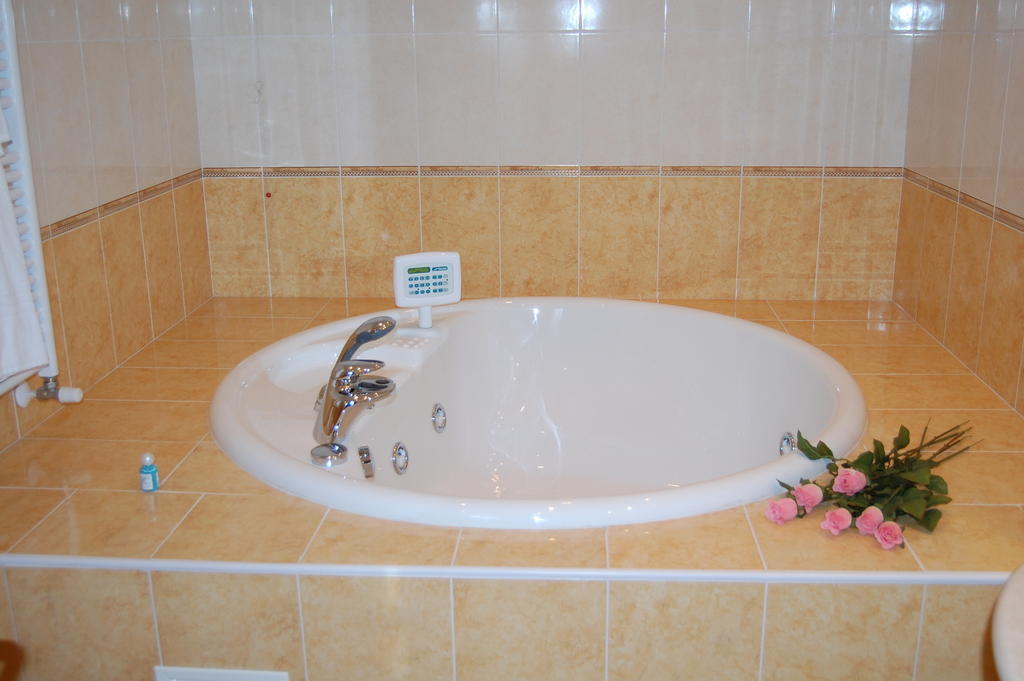 Hotel Motel Gold Calcinate Quarto foto